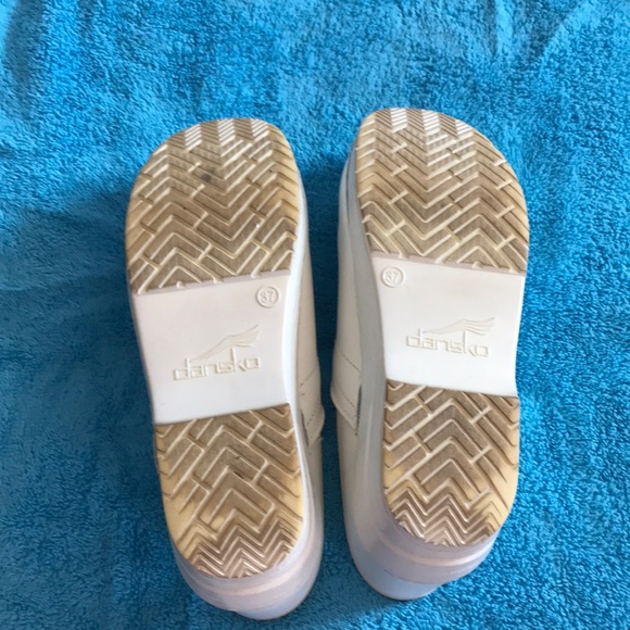 Dansko Nursing Clogs - Picture 6 of 7